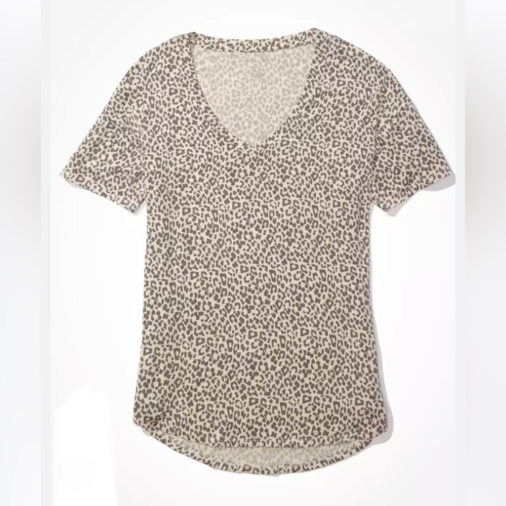 American Eagle Soft and Sexy T-Shirt, Size: Medium, Brand new condition!